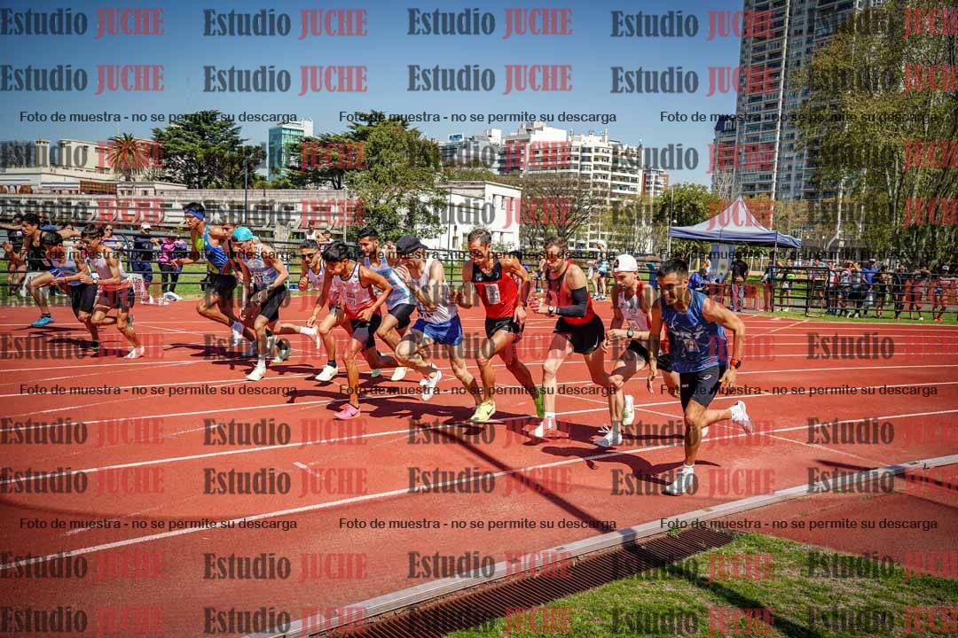 Fotos de los 1500 m llanos de varones