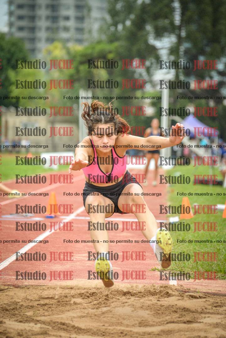 Fotos del salto triple - tabla de 8 y 10