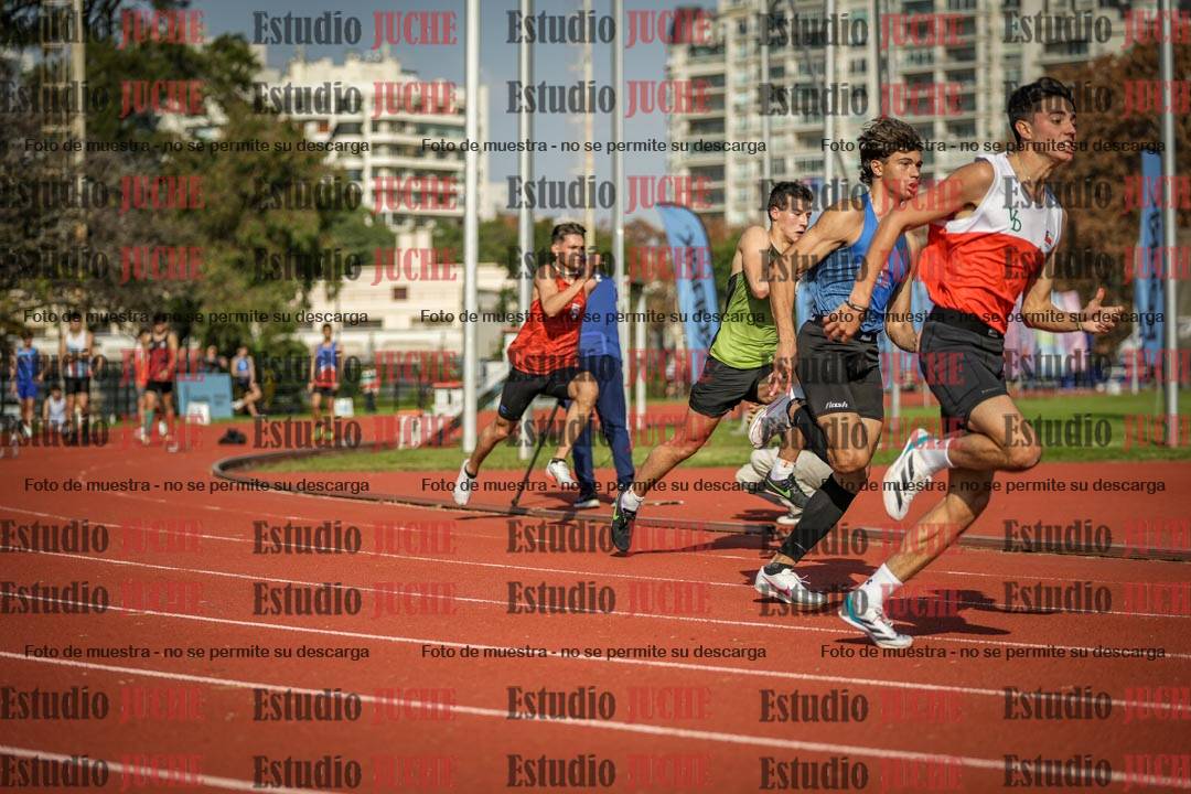 Fotos de los 200 m llanos de varones