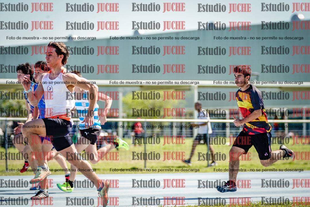 Fotos de los 100 m llanos de varones