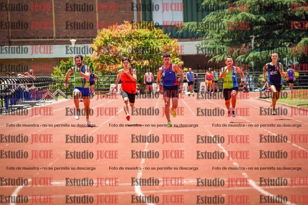 Fotos de los 100 m llanos de varones