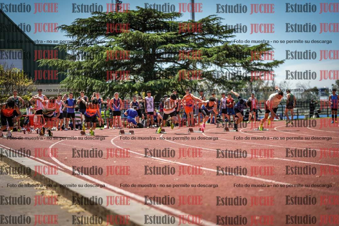 Fotos de los 100 m llanos de varones