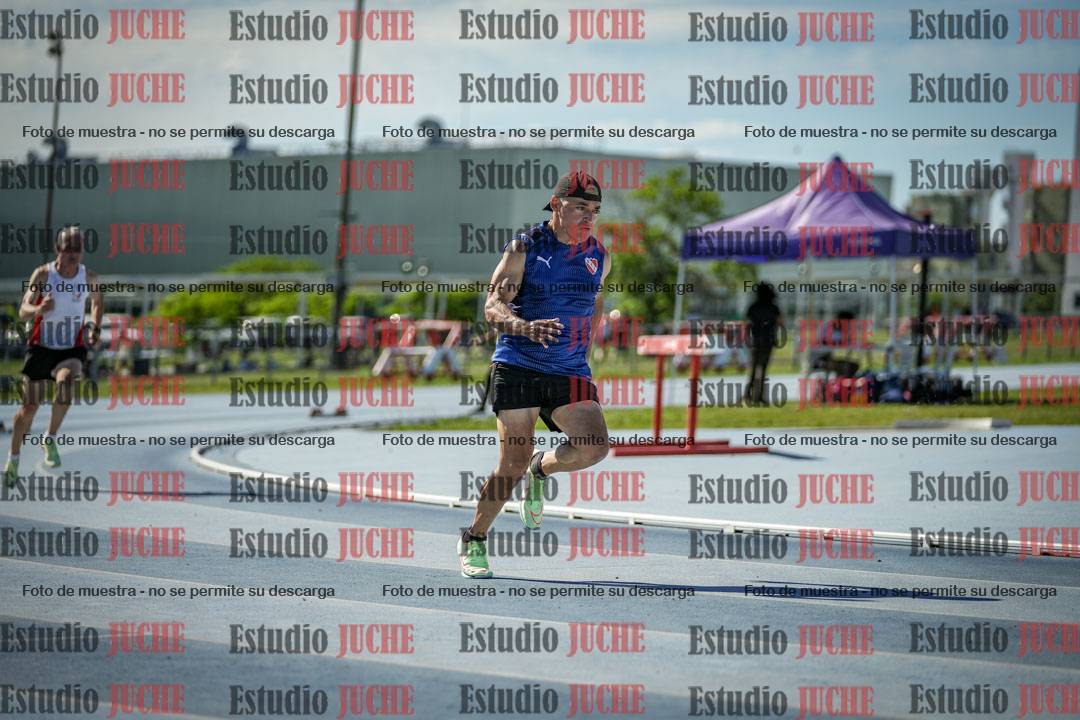 Fotos de los 400 m llanos de varones