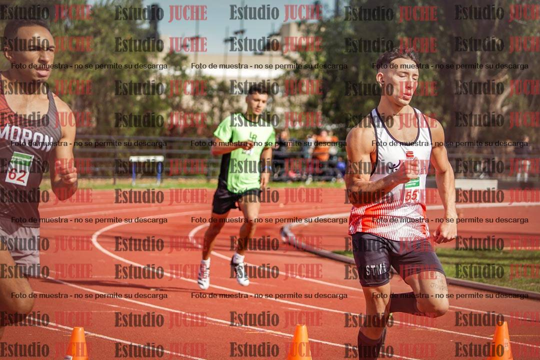Fotos de los 800 m llanos de varones