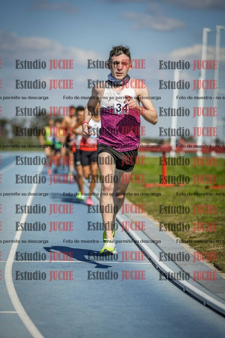 Fotos de los 5000 m llanos de mujeres y varones