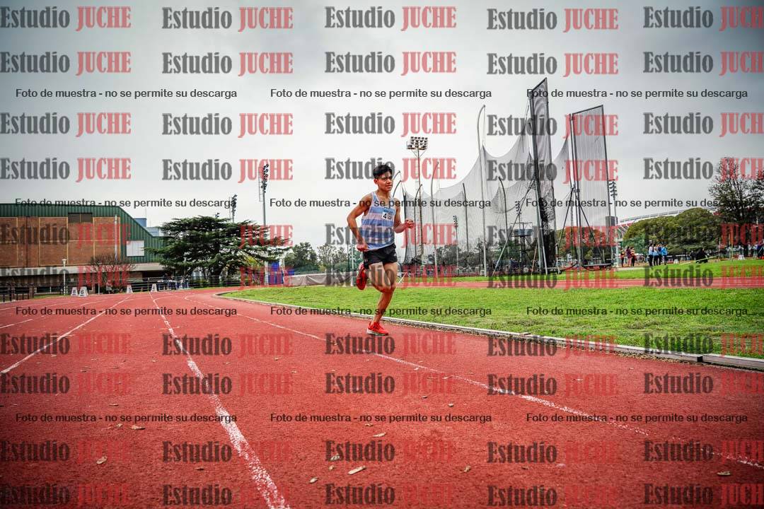Fotos de los 2400 m llanos de varones