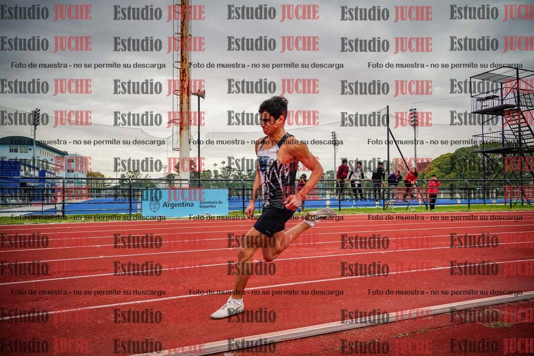 Fotos de los 200 m llanos de varones