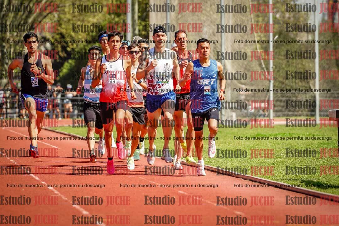 Fotos de los 1500 m llanos de varones