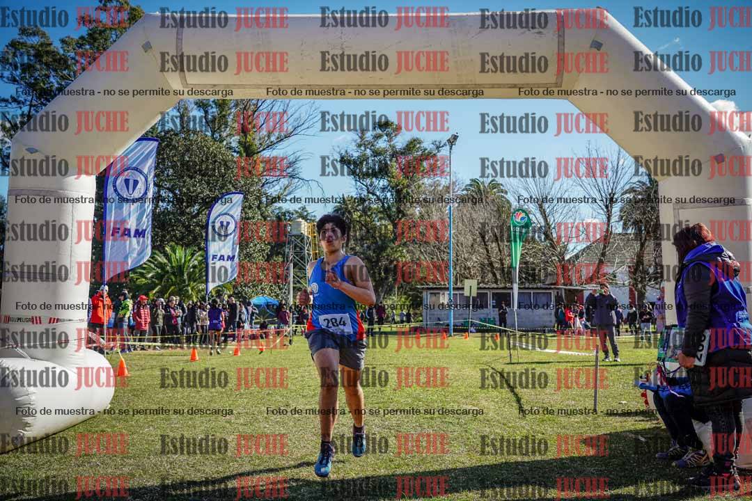 Fotos de la llegada del cross de 3000 m