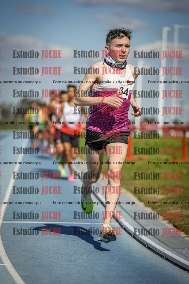 Fotos de los 5000 m llanos de mujeres y varones