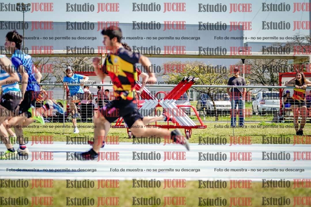 Fotos de los 100 m llanos de varones
