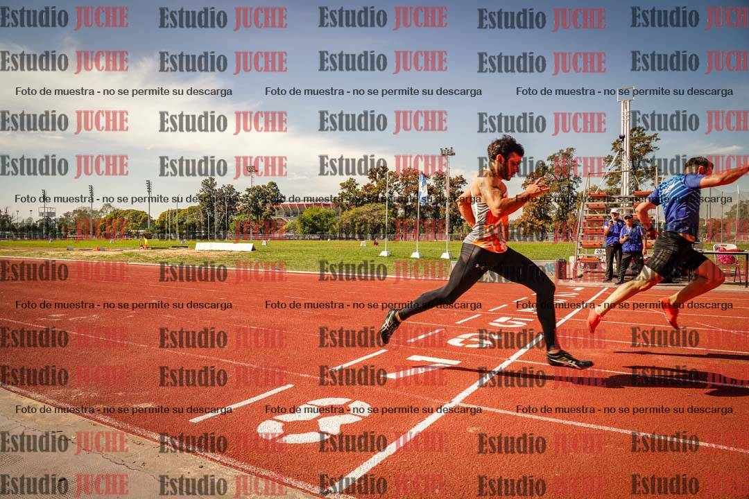 Fotos de los 100 m llanos de varones