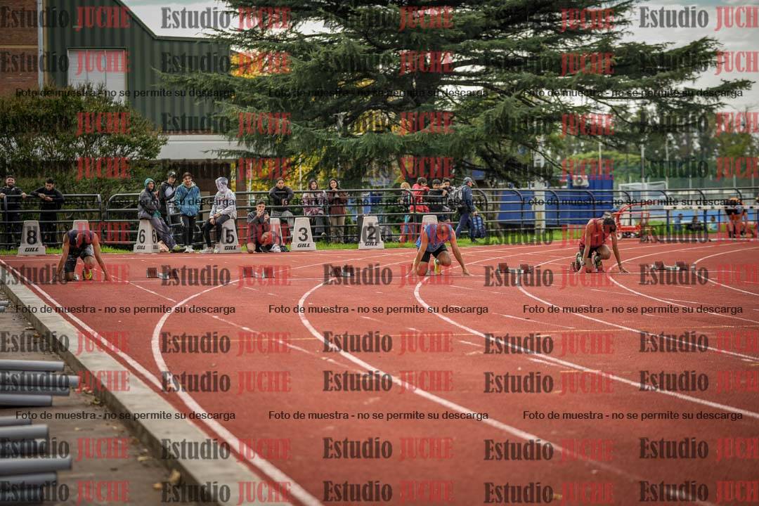 Fotos de los 100 m llanos de varones
