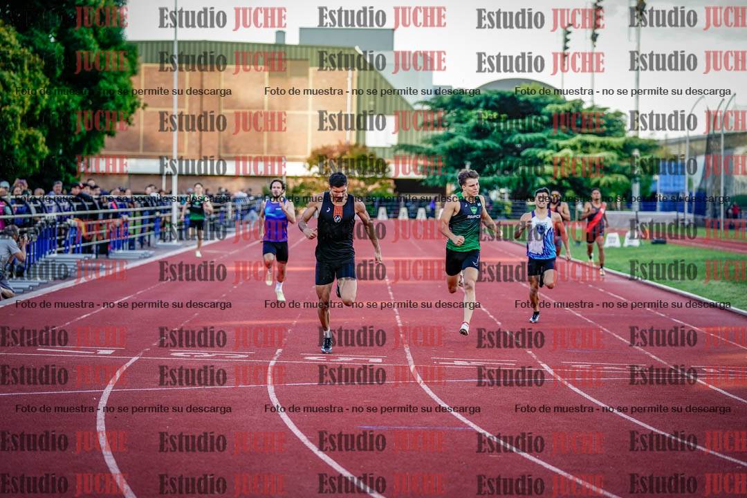 Fotos de los 400 m llanos de varones