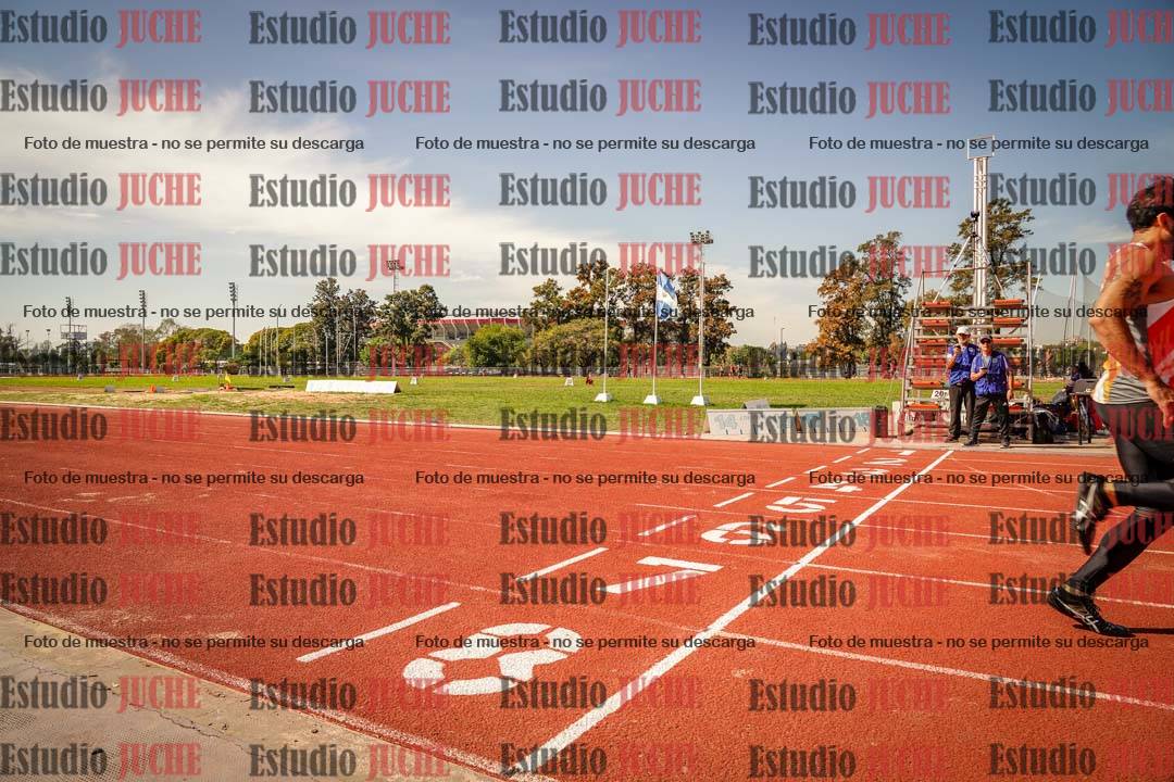 Fotos de los 100 m llanos de varones