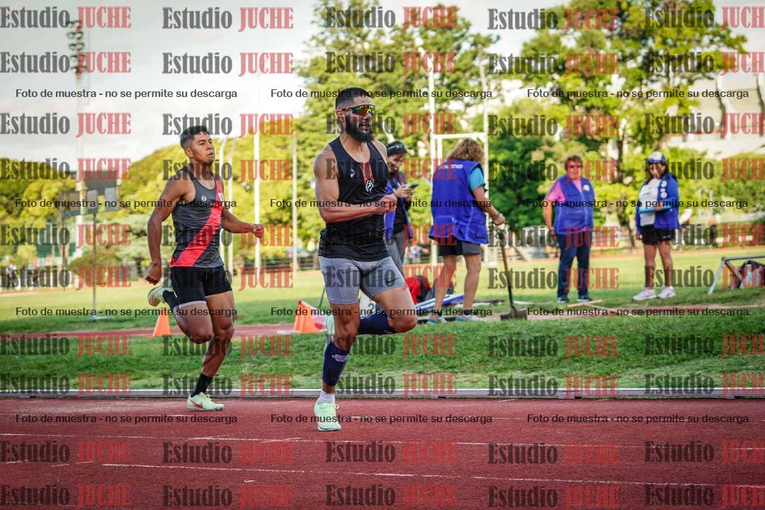 Fotos de los 400 m llanos de varones