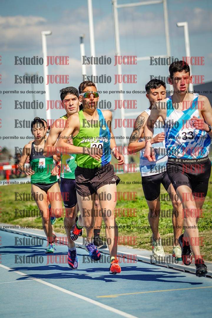 Fotos de los 5000 m llanos de mujeres y varones