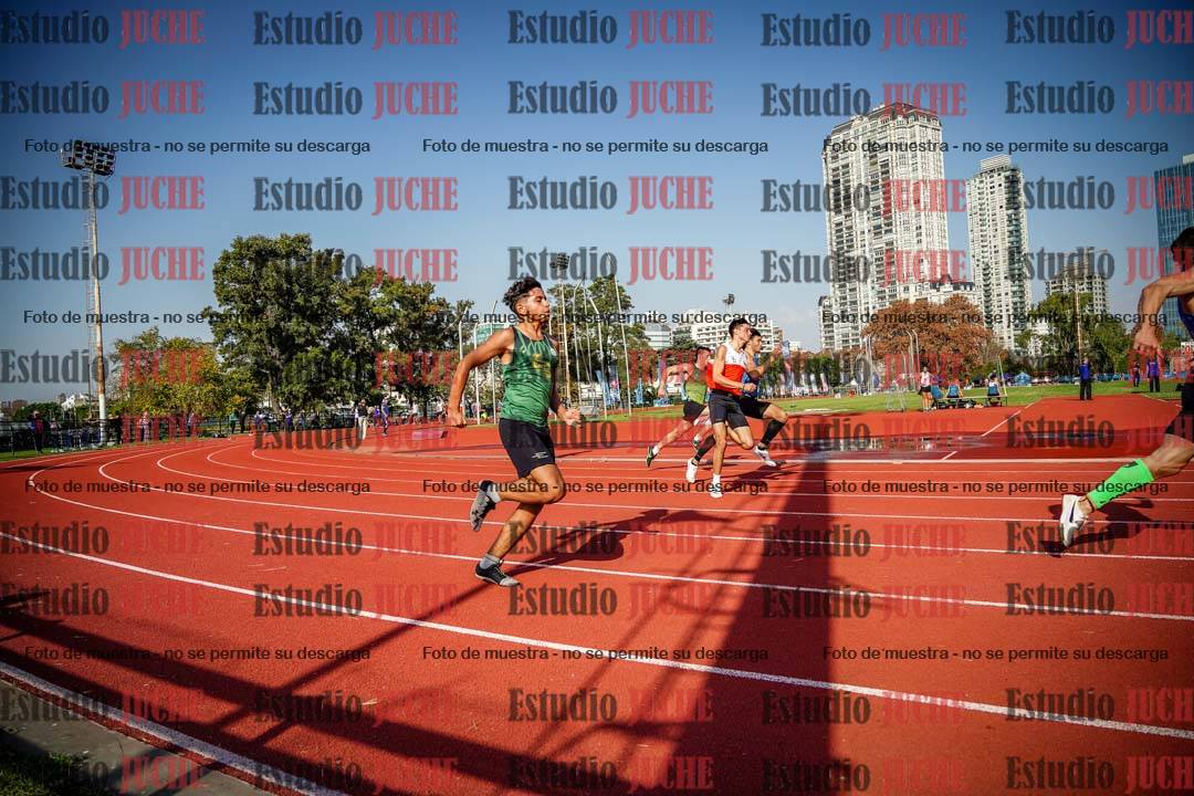 Fotos de los 200 m llanos de varones