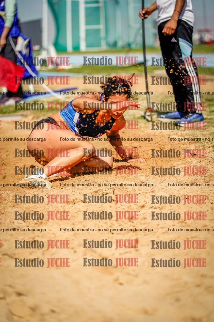 Fotos del salto en largo de mujeres - heptatlón 5
