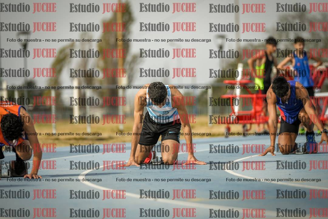 Fotos de los 200 m llanos de varones