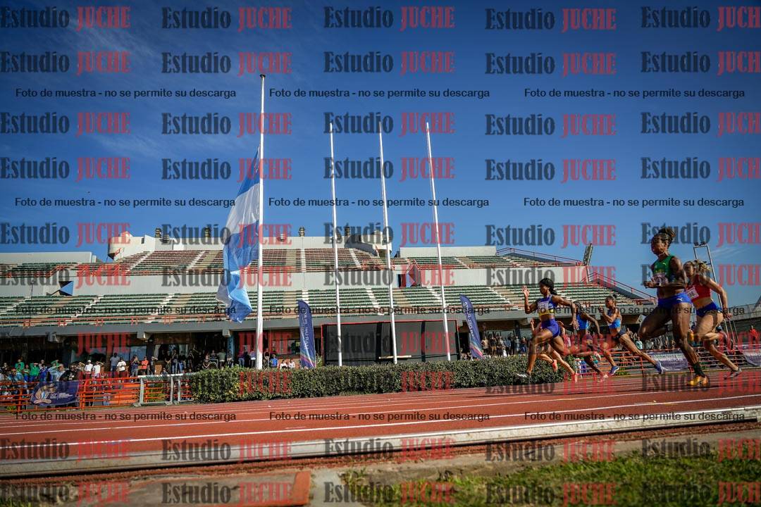Fotos de los 100 m de mujeres - FINAL