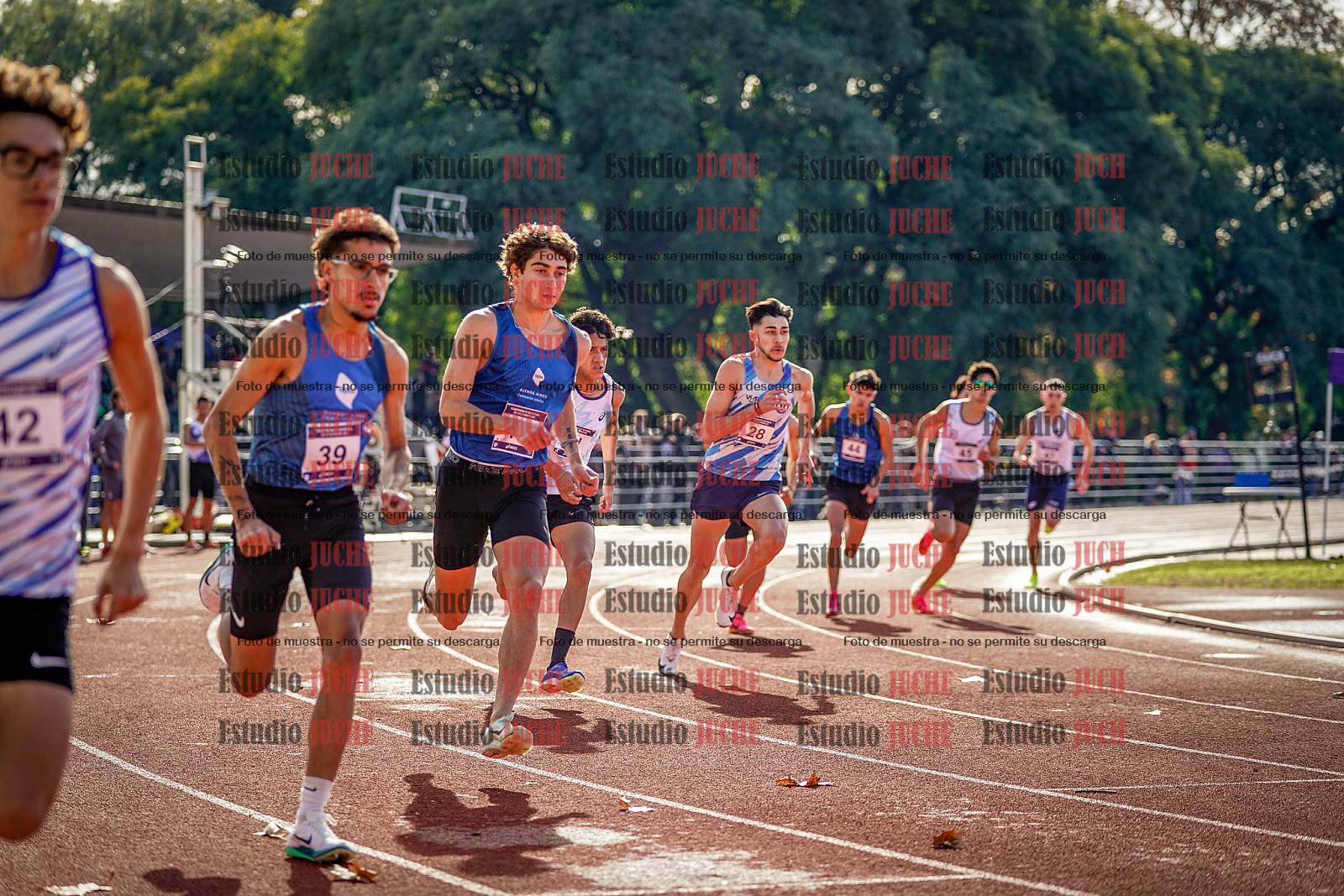 Fotos de los 800 m de varones