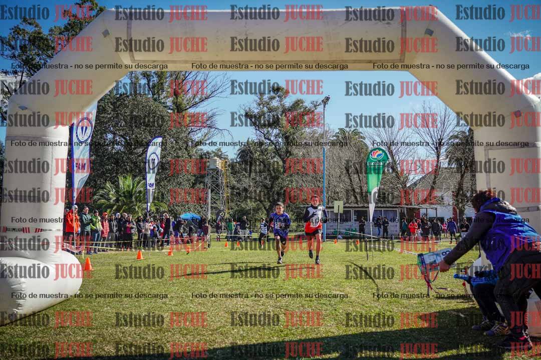 Fotos de la llegada del cross de 3000 m