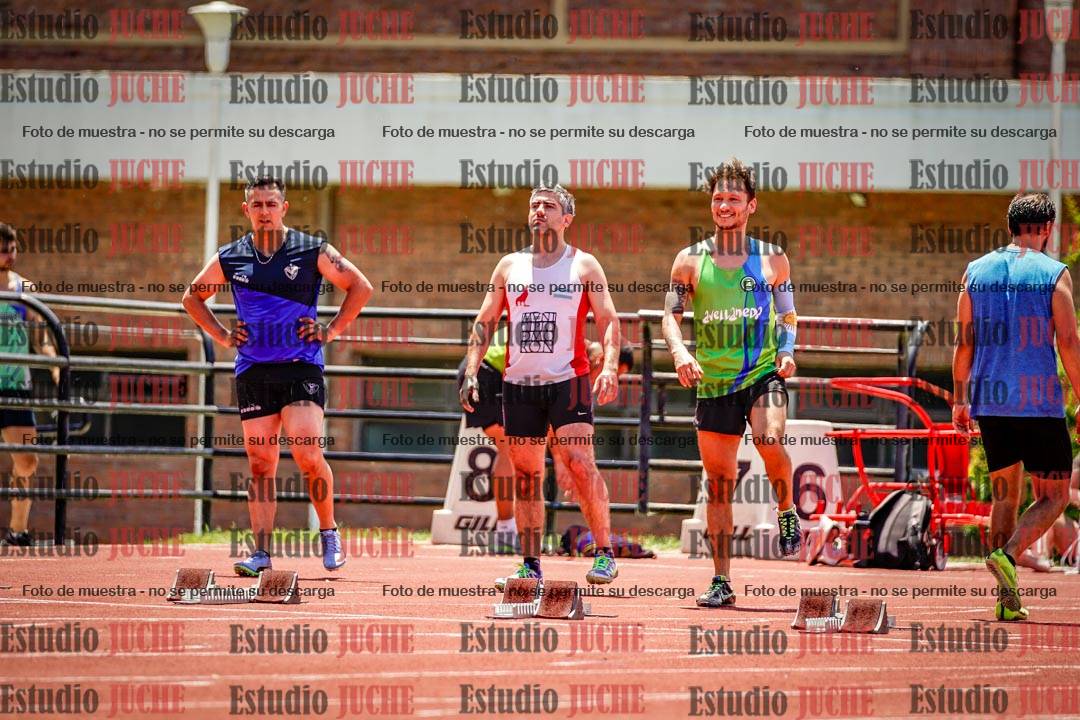 Fotos de los 100 m llanos de varones