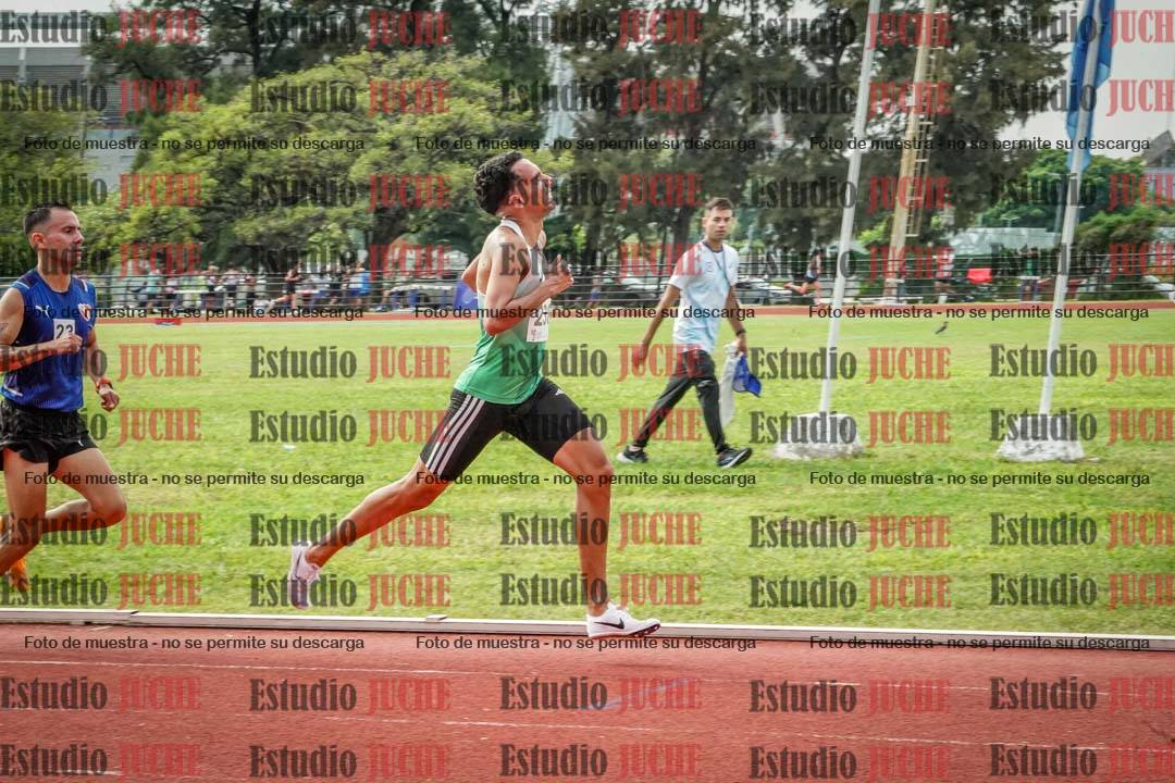 Fotos de los 3000 m llanos de varones
