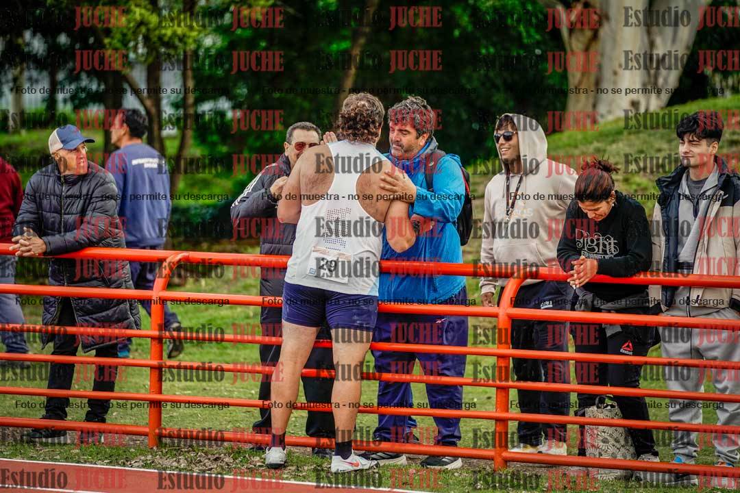 Fotos de algunos extras y podios del día 3