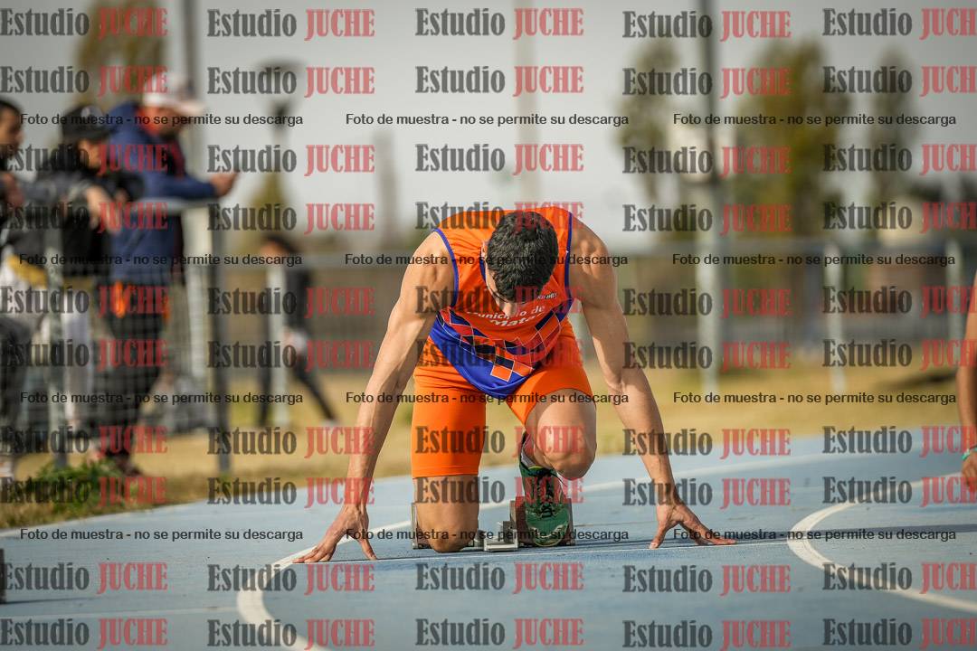 Fotos de los 200 m llanos de varones