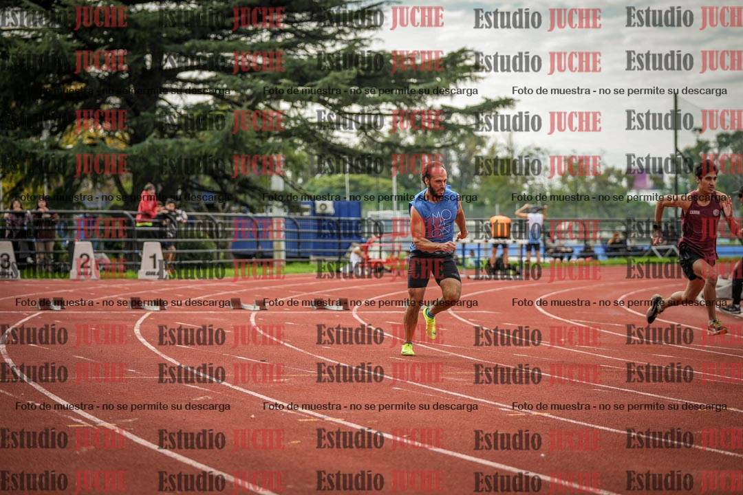 Fotos de los 100 m llanos de varones