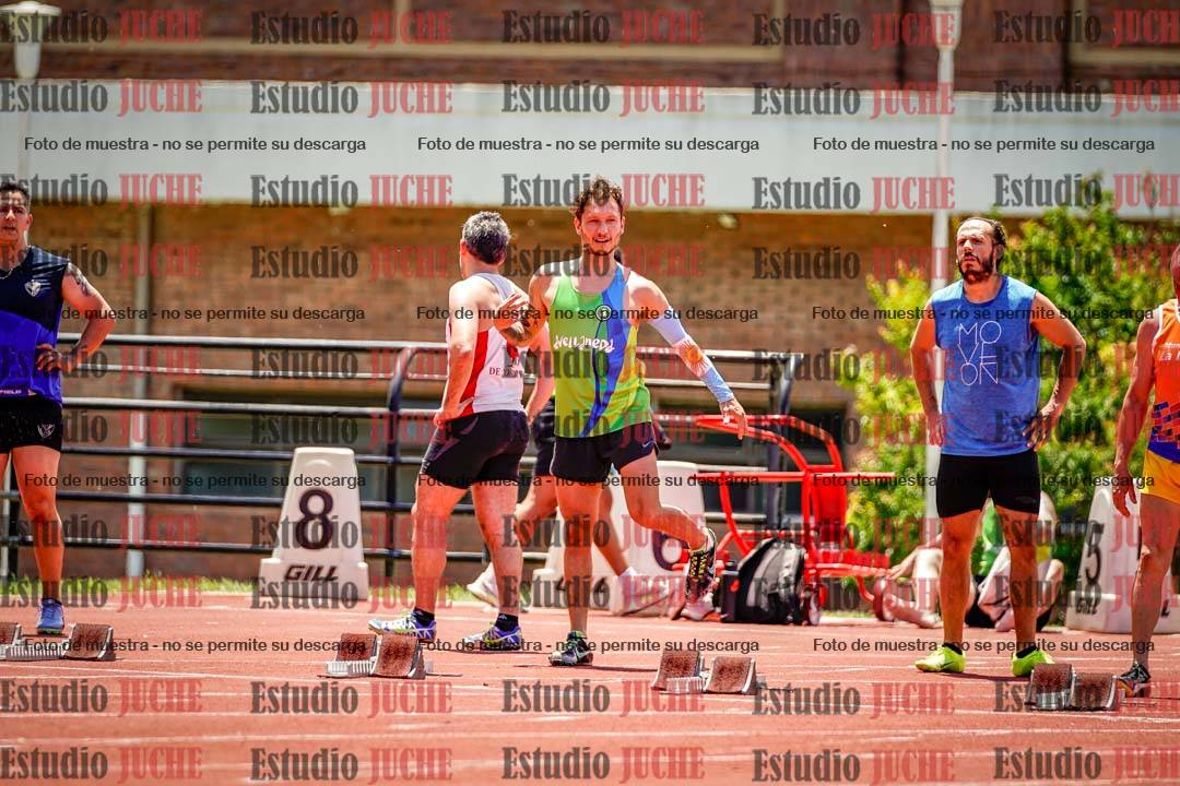Fotos de los 100 m llanos de varones