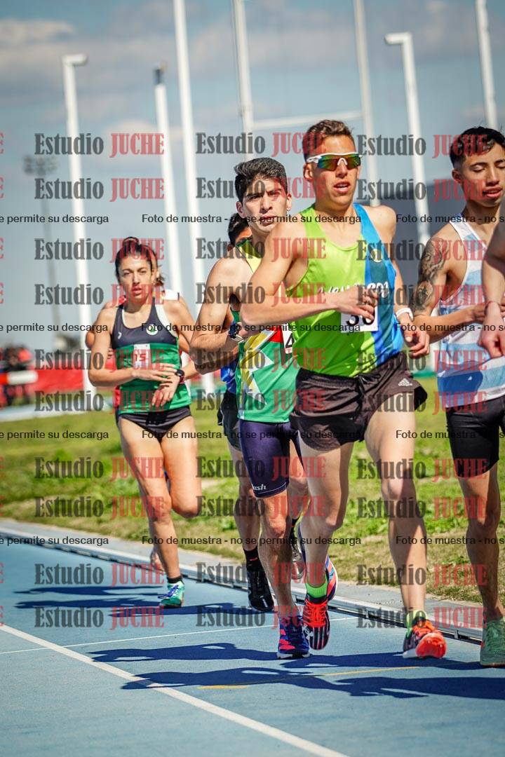 Fotos de los 5000 m llanos de mujeres y varones