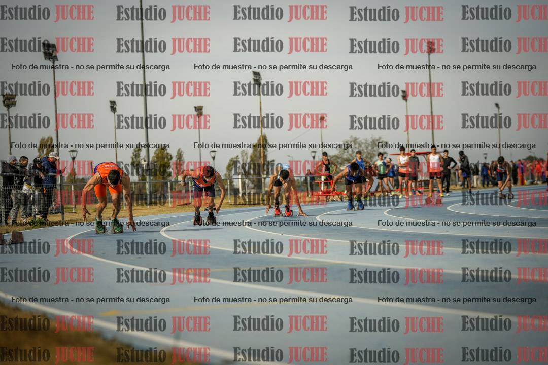 Fotos de los 200 m llanos de varones