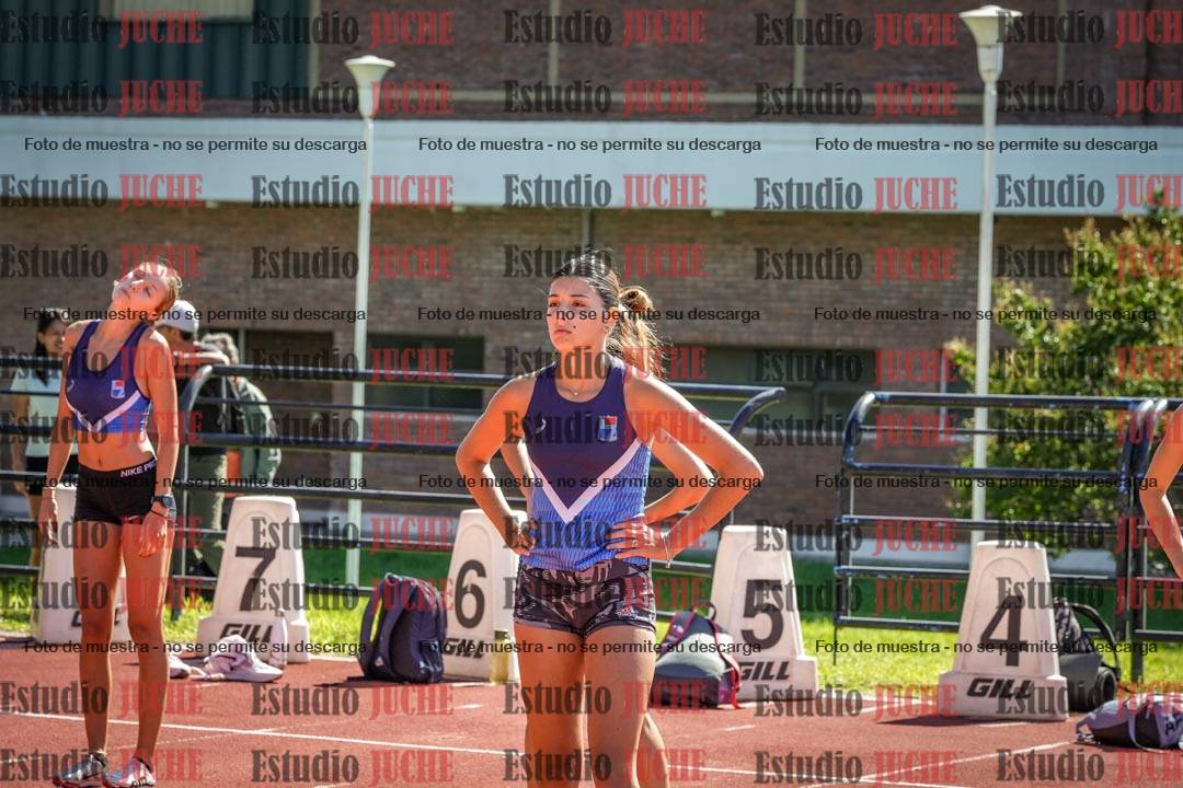 Fotos de los 100 m con vallas de mujeres