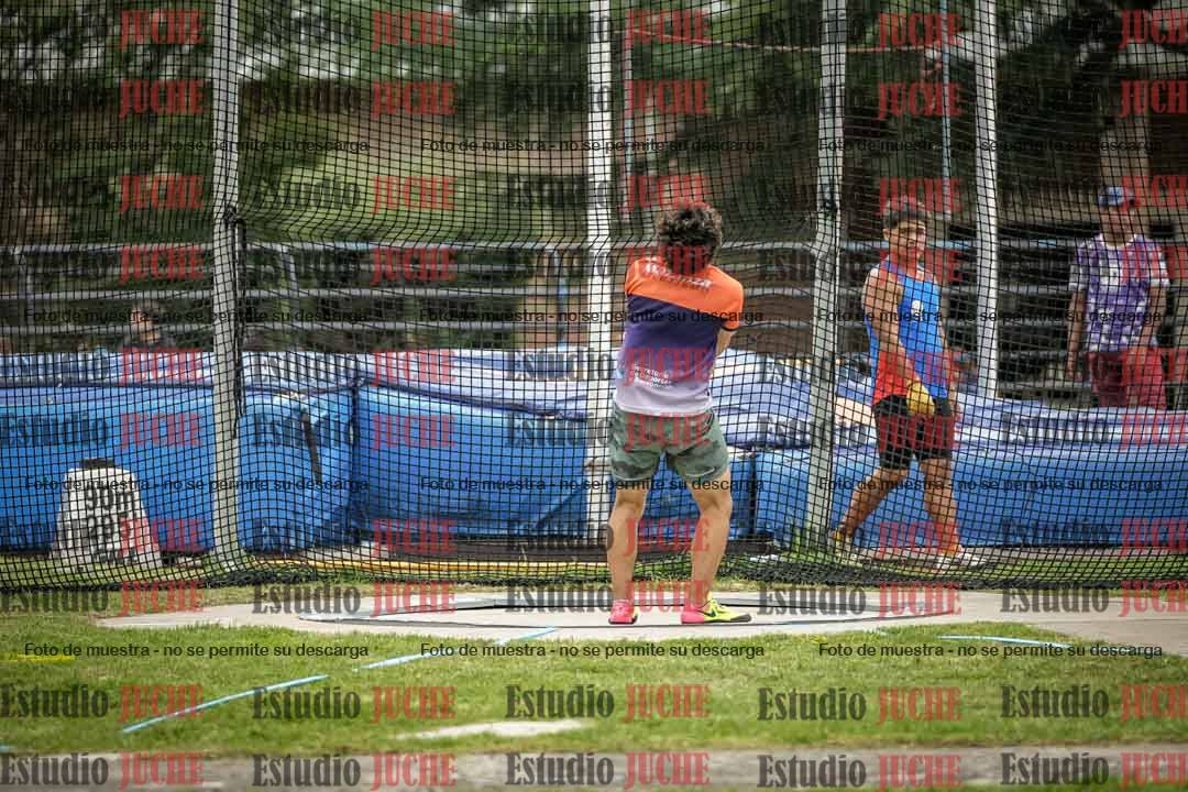Fotos del lanzamiento de martillo de varones