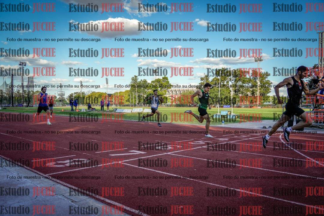 Fotos de los 400 m llanos de varones