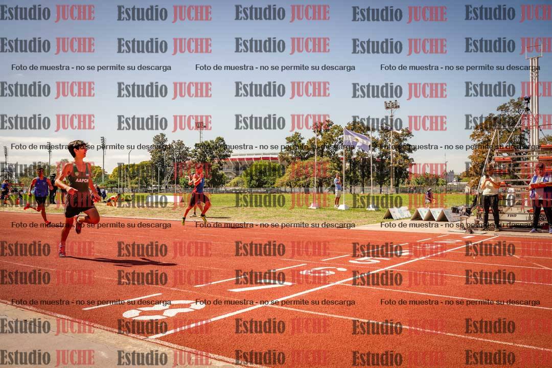 Fotos de los 400 m llanos de varones