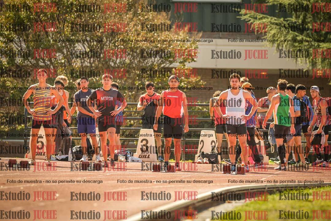 Fotos de los 100 m llanos de varones