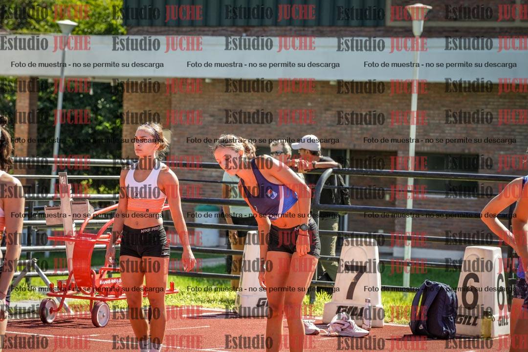 Fotos de los 100 m con vallas de mujeres