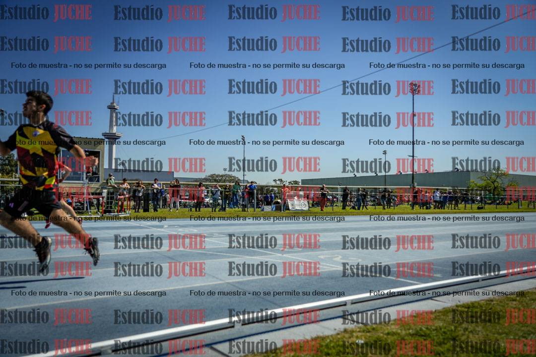 Fotos de los 100 m llanos de varones