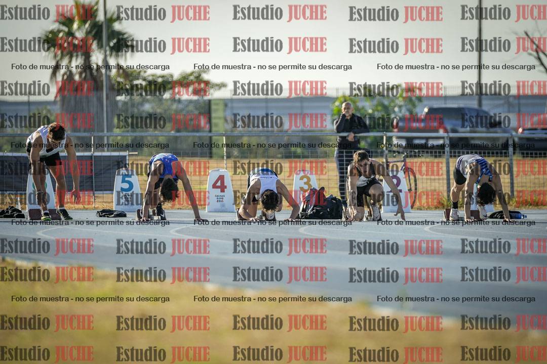Fotos de los 100 m llanos de varones - FINAL U18
