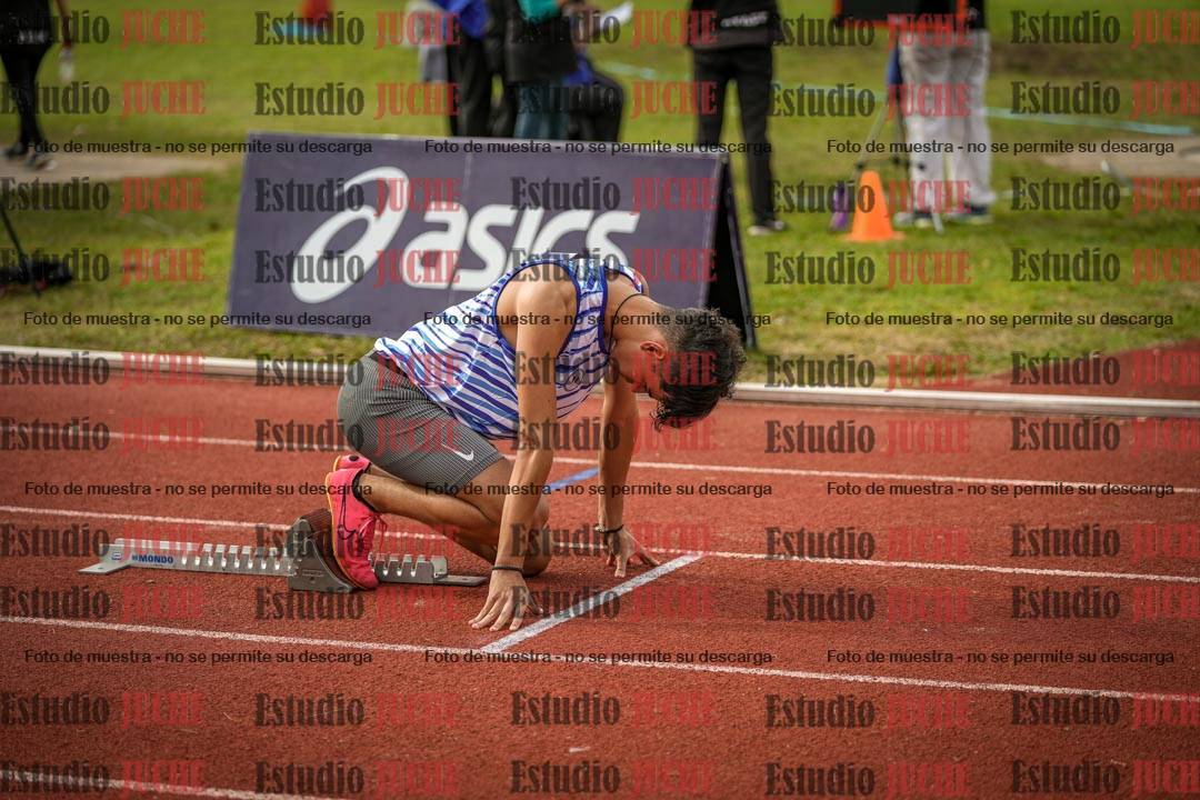 Fotos de los 400 m llanos de varones