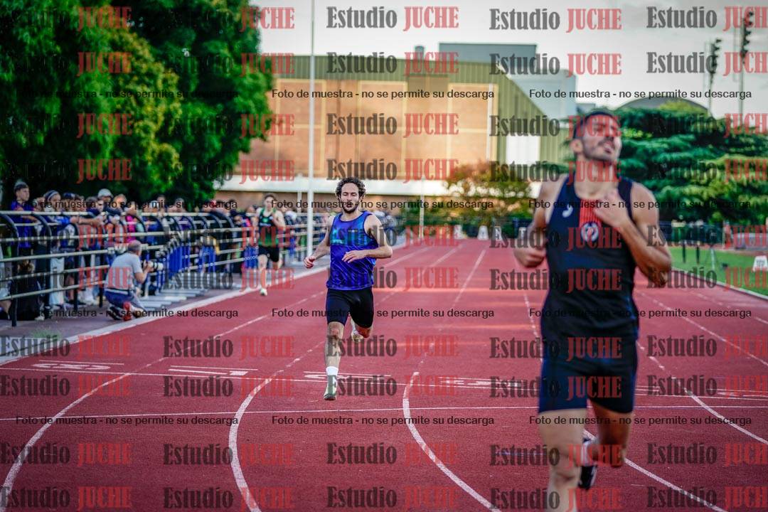 Fotos de los 400 m llanos de varones