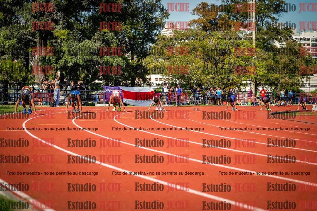 Fotos de los 200 m llanos de varones