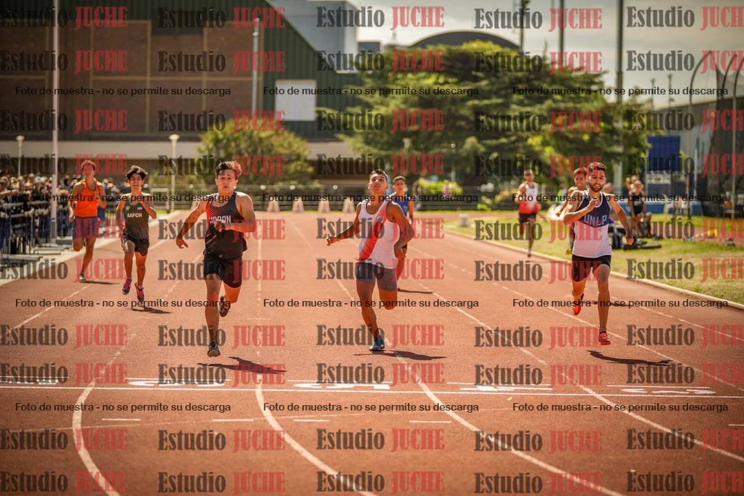 Fotos de los 400 m llanos de varones