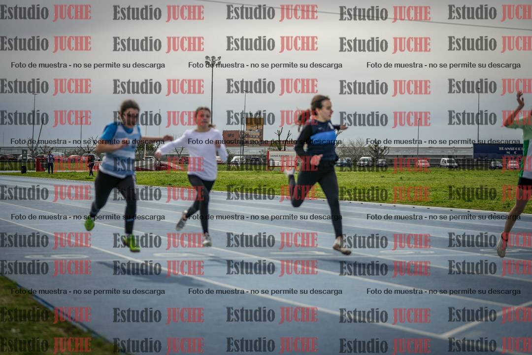 Fotos de los 80 m llanos de mujeres - U14 (FINAL)
