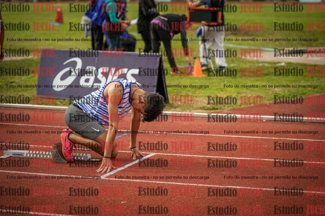 Fotos de los 400 m llanos de varones