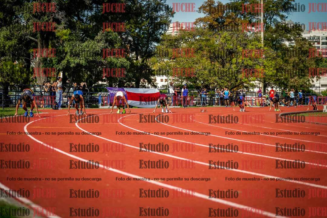 Fotos de los 200 m llanos de varones